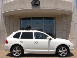 Porsche Cayenne 1