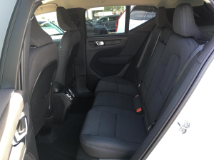 XC40 8