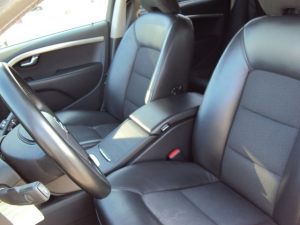 Volvo V70 4